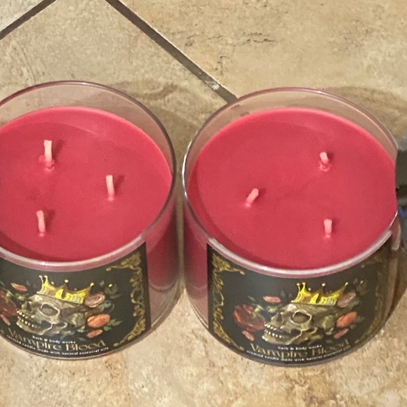 Bath & Body Works Vampire Blood 3 Wick Candles, Foam Soap & 1 Room Spray - Picture 6 of 6